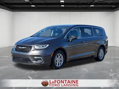 2023 Chrysler Pacifica Touring L 4DR Mini-Van