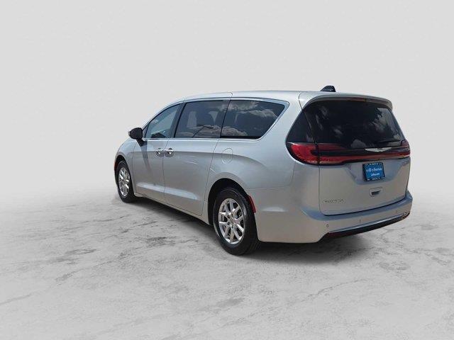 2023 Chrysler Pacifica - $21,488