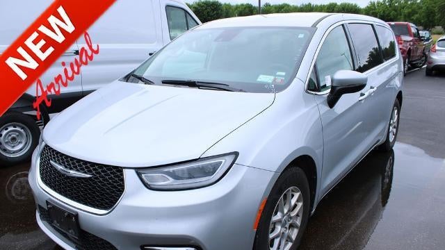 Preowned 2023 Chrysler Pacifica Touring L for Sale