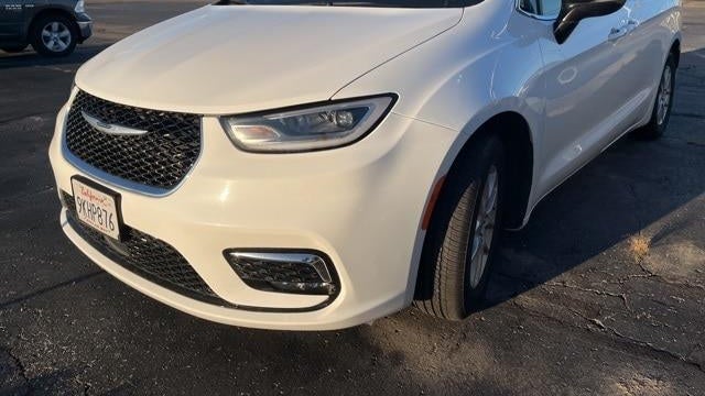 Preowned 2024 Chrysler Pacifica Touring L for Sale