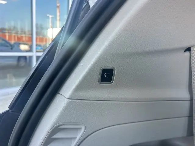 2024 Chrysler Pacifica - $29,490