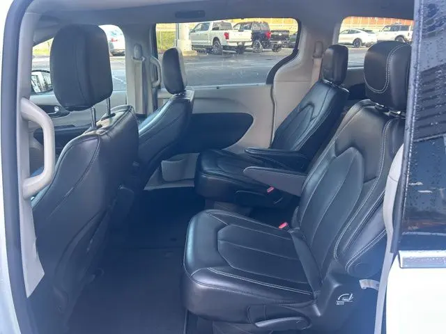 2024 Chrysler Pacifica - $29,490