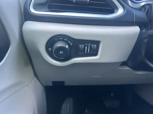 2024 Chrysler Pacifica - $29,490
