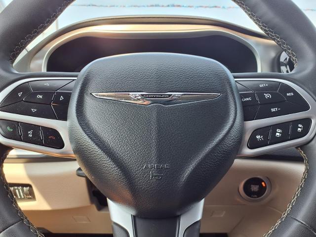 2024 Chrysler Pacifica - $25,780