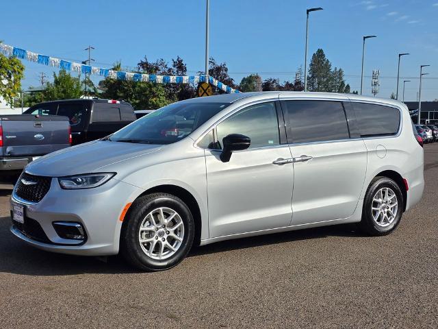 2024 Chrysler Pacifica - $23,499