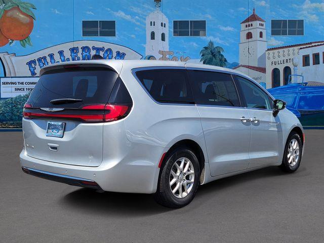 2024 Chrysler Pacifica - $19,925