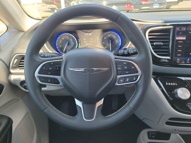 2024 Chrysler Pacifica - $19,925