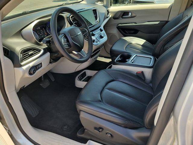 2024 Chrysler Pacifica - $19,925
