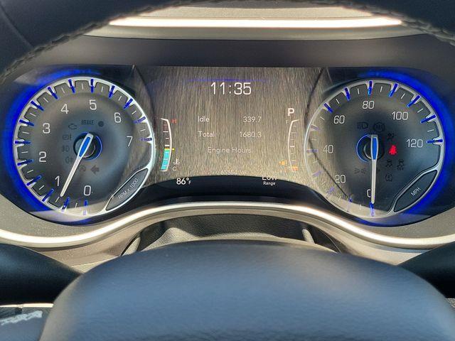 2024 Chrysler Pacifica - $19,925