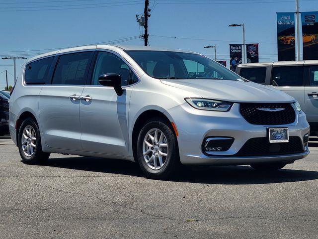 2024 Chrysler Pacifica - $19,925