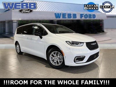 Photo of a 2024 Chrysler Pacifica Touring L 4DR Mini-Van for sale