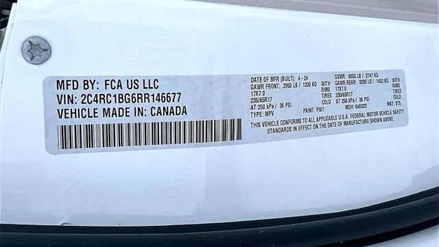 2024 Chrysler Pacifica Touring L