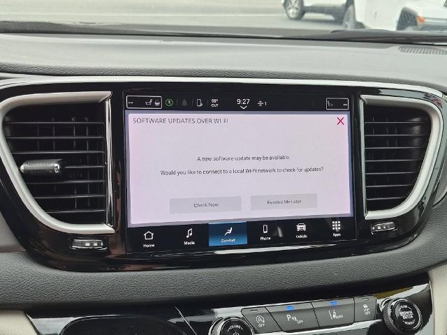 2024 Chrysler Pacifica - $19,900