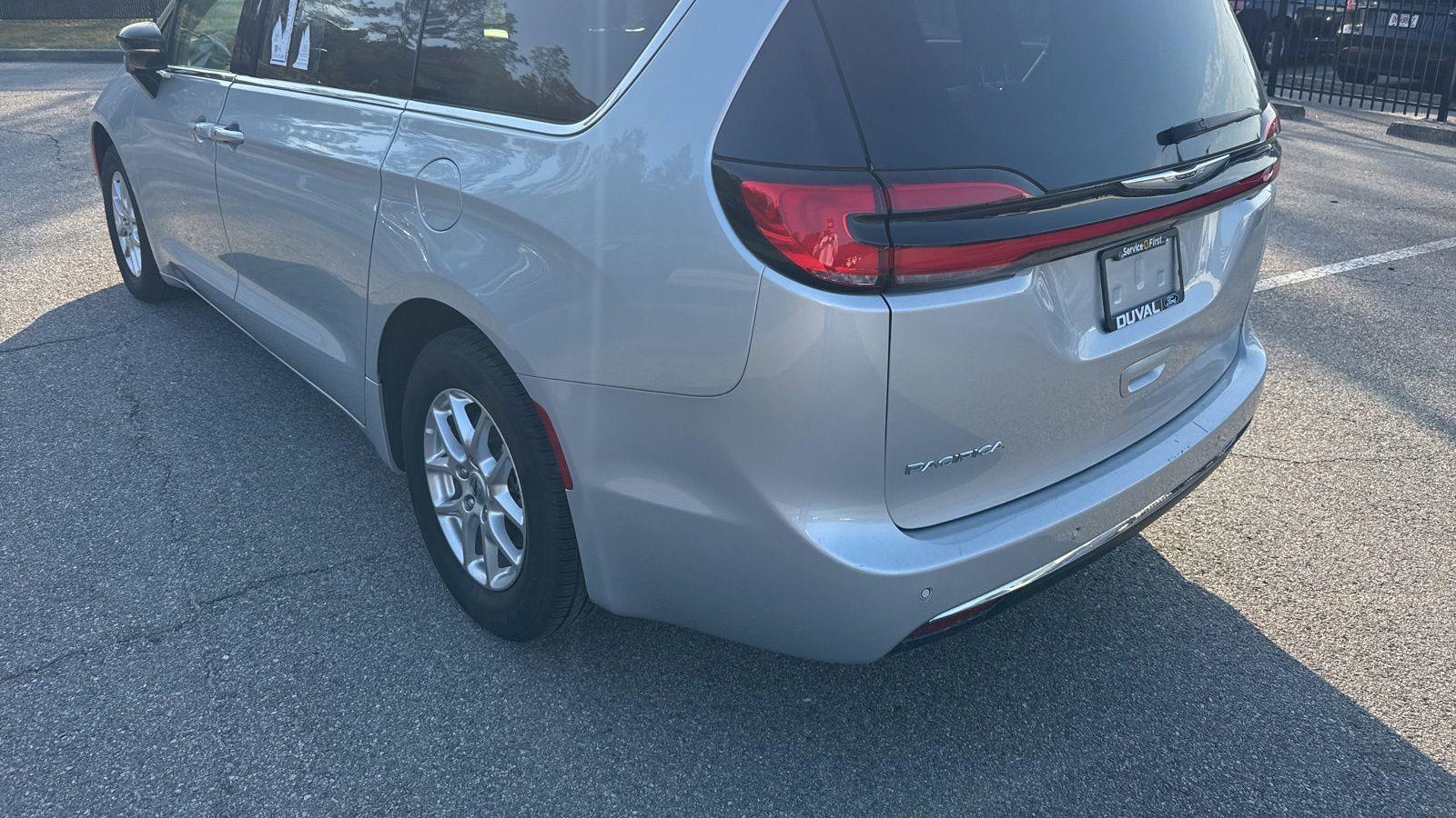 2024 Chrysler Pacifica Touring L