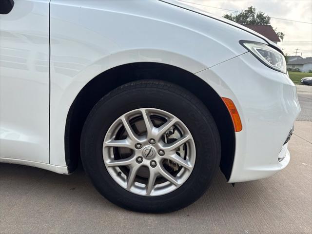2024 Chrysler Pacifica - $23,999
