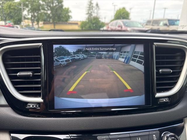 2024 Chrysler Pacifica - $23,999
