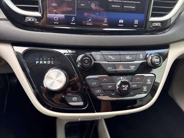 2024 Chrysler Pacifica - $23,999
