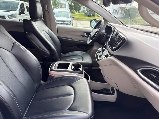 2024 Chrysler Pacifica - $23,999