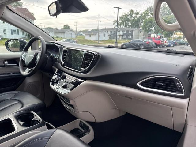 2024 Chrysler Pacifica - $23,999