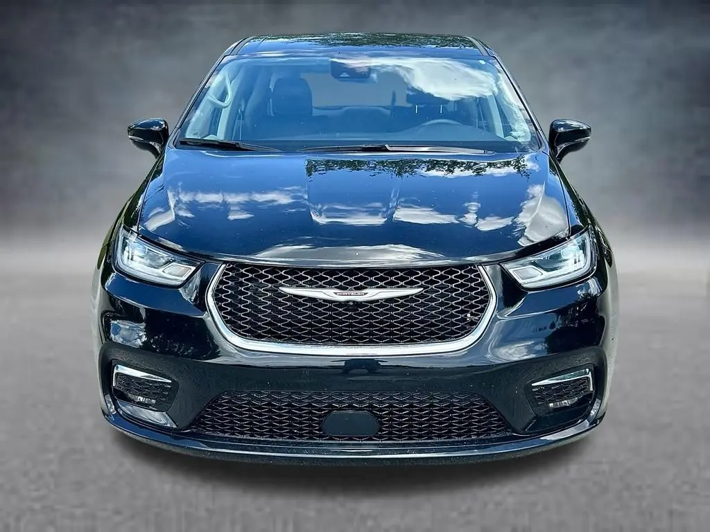2024 Chrysler Pacifica - $22,391