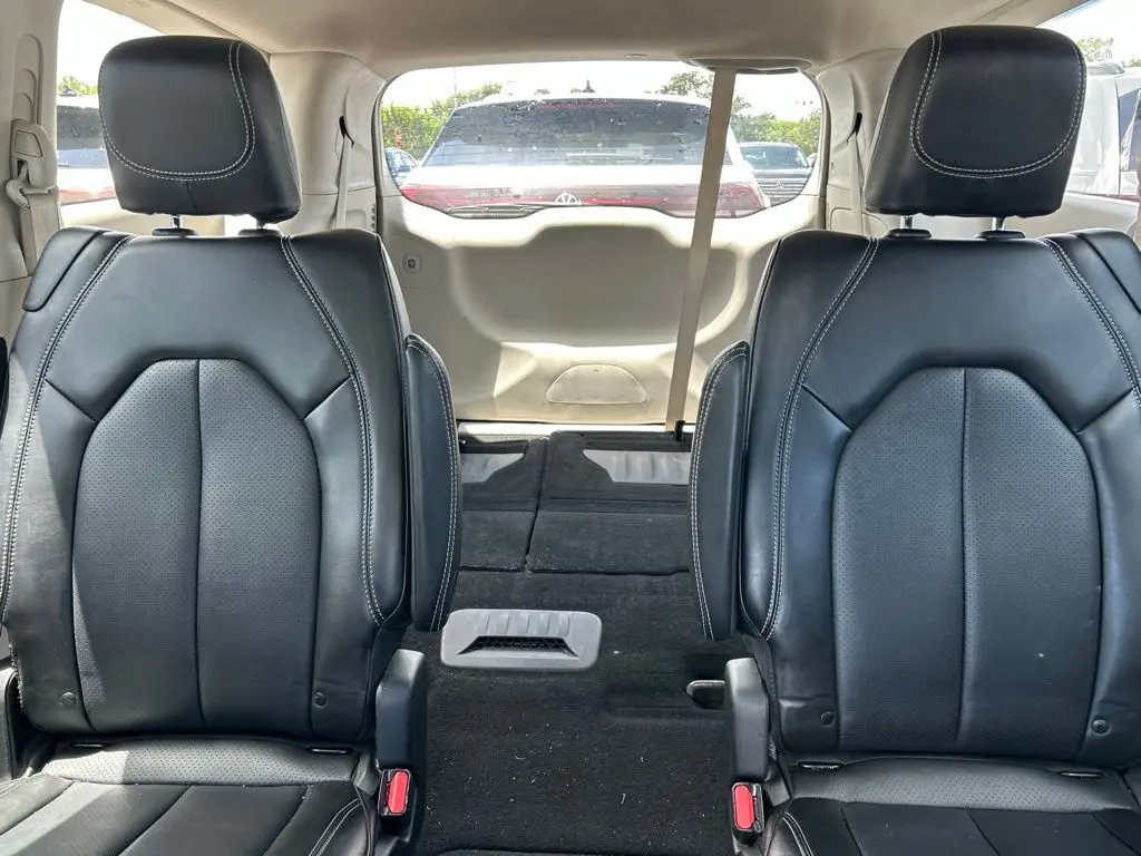 2024 Chrysler Pacifica - $22,391