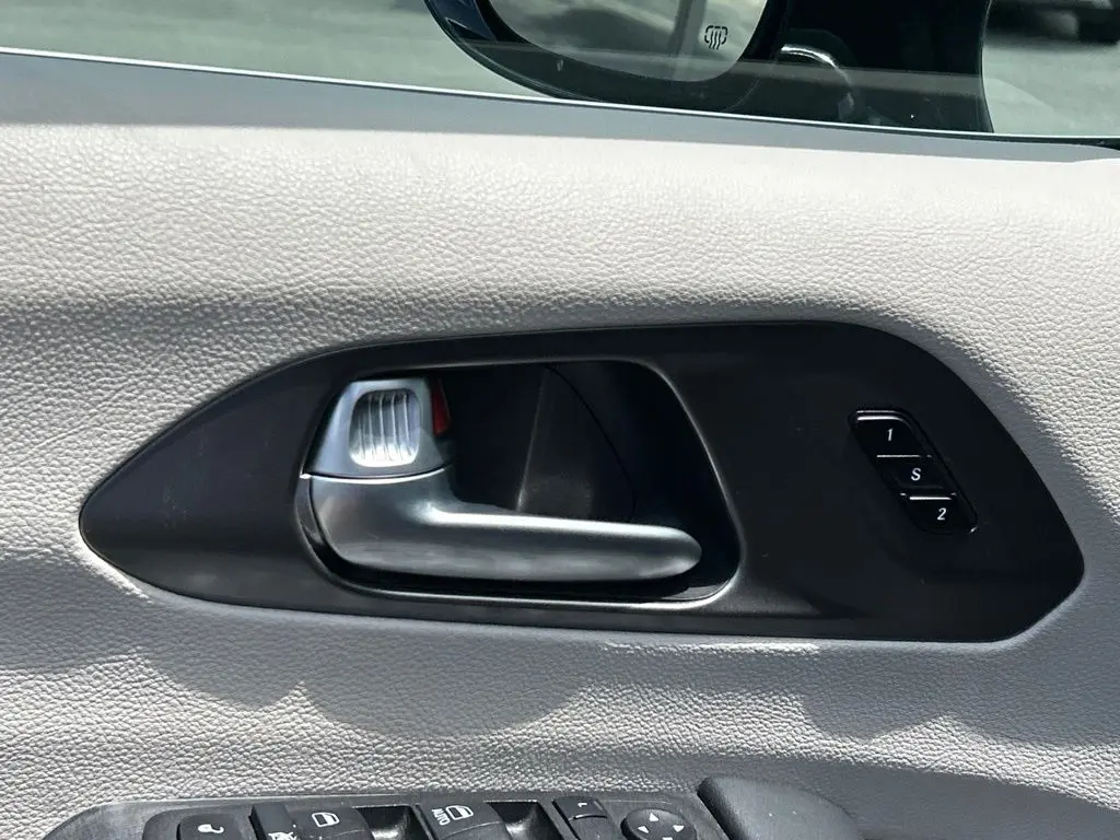 2024 Chrysler Pacifica - $22,391