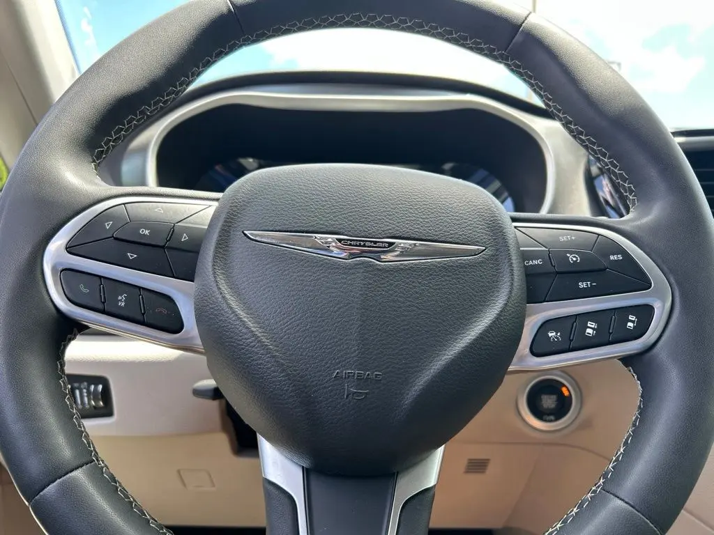 2024 Chrysler Pacifica - $22,391