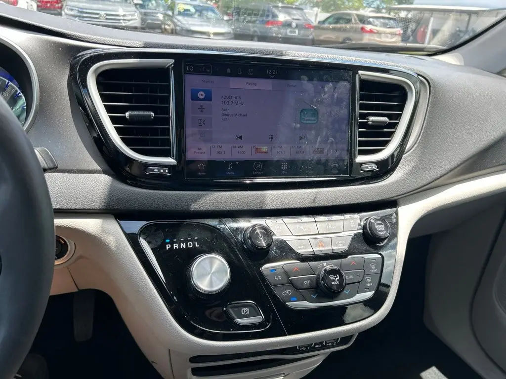 2024 Chrysler Pacifica - $22,391