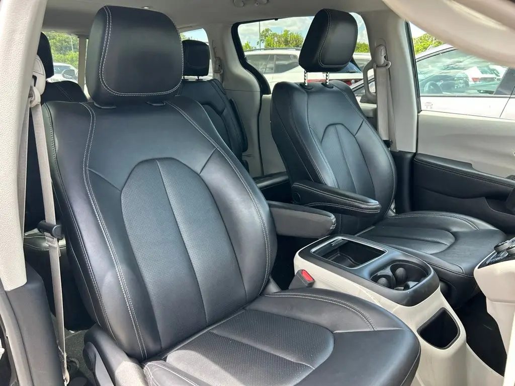 2024 Chrysler Pacifica - $22,391