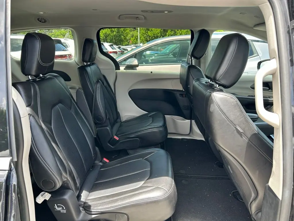 2024 Chrysler Pacifica - $22,391