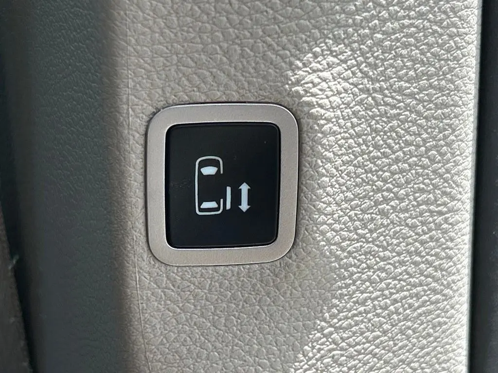 2024 Chrysler Pacifica - $22,391