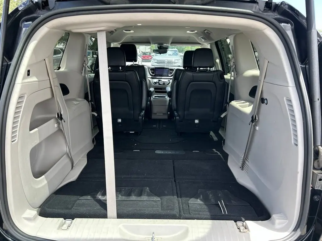 2024 Chrysler Pacifica - $22,391