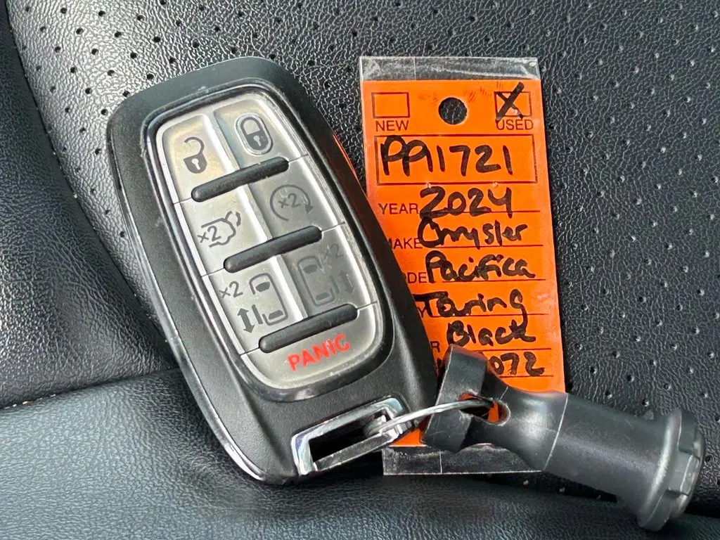 2024 Chrysler Pacifica - $22,391