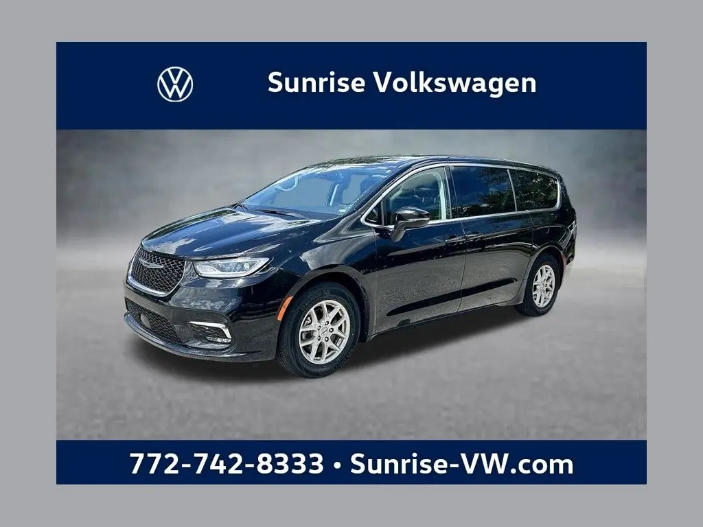 2024 Chrysler Pacifica - $22,391