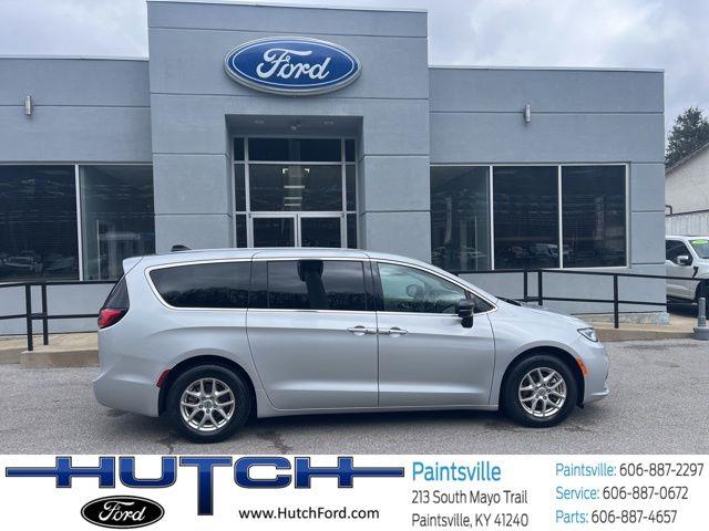 2024 Chrysler Pacifica - $27,998