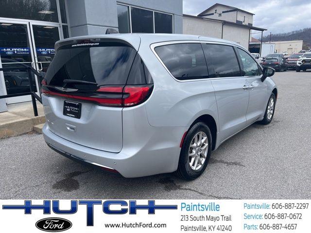 2024 Chrysler Pacifica - $27,998