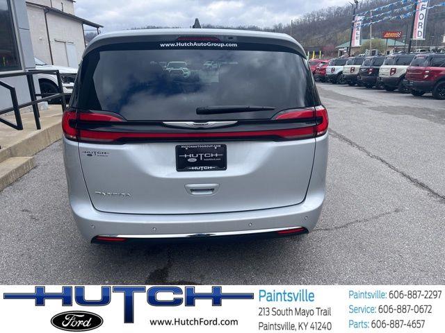 2024 Chrysler Pacifica - $27,998