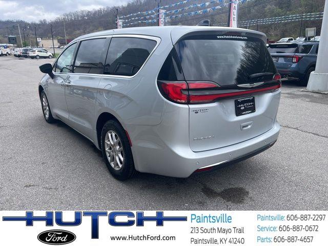 2024 Chrysler Pacifica - $27,998