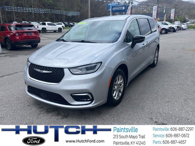 2024 Chrysler Pacifica - $27,998