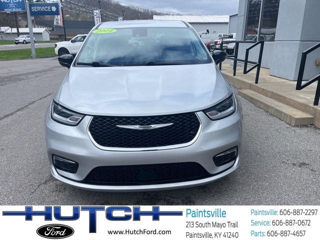2024 Chrysler Pacifica - $27,998