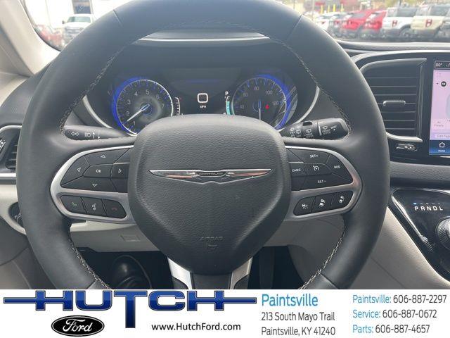 2024 Chrysler Pacifica - $27,998