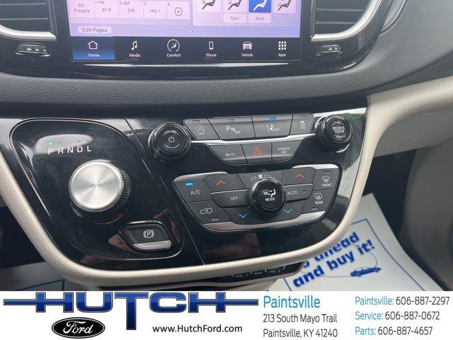 2024 Chrysler Pacifica - $27,998