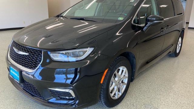 Preowned 2024 Chrysler Pacifica Touring L for Sale