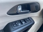 2024 Pacifica Thumbnail 23