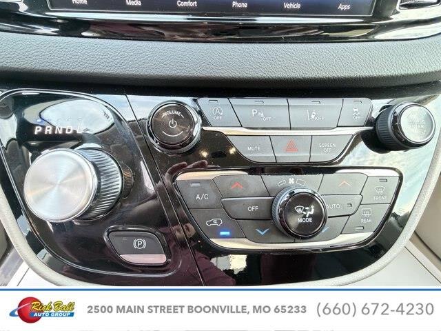 2024 Chrysler Pacifica - $26,997