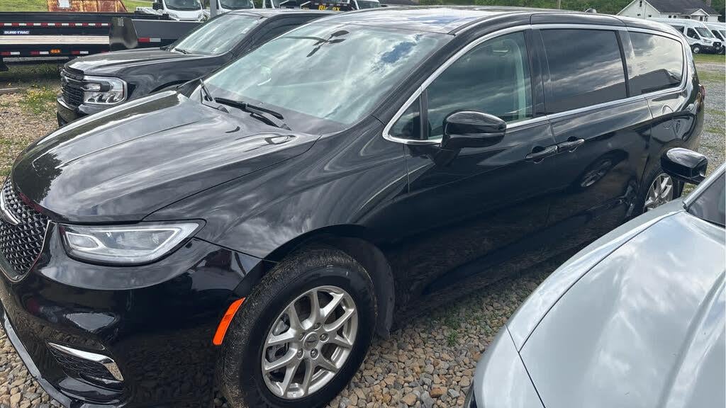 Preowned 2024 Chrysler Pacifica Touring L for Sale