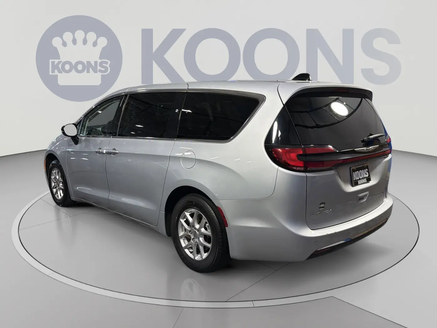 2024 Chrysler Pacifica - $20,000