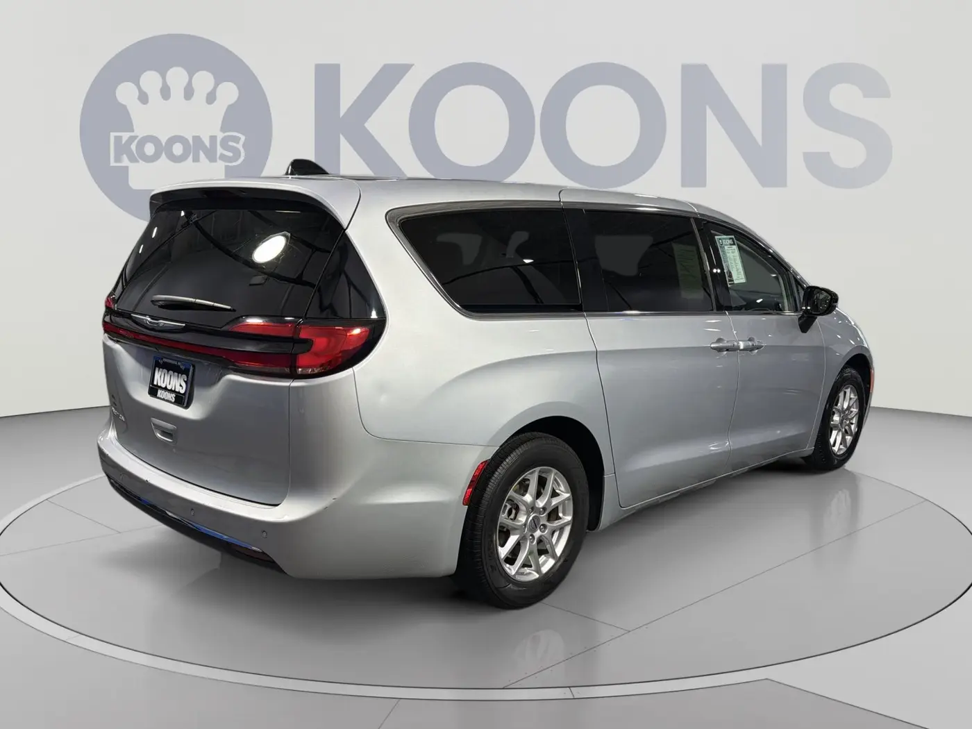2024 Chrysler Pacifica - $20,000
