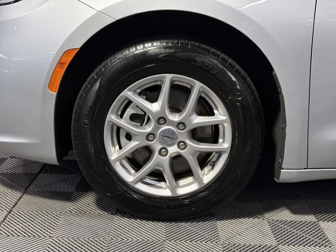2024 Chrysler Pacifica - $20,000
