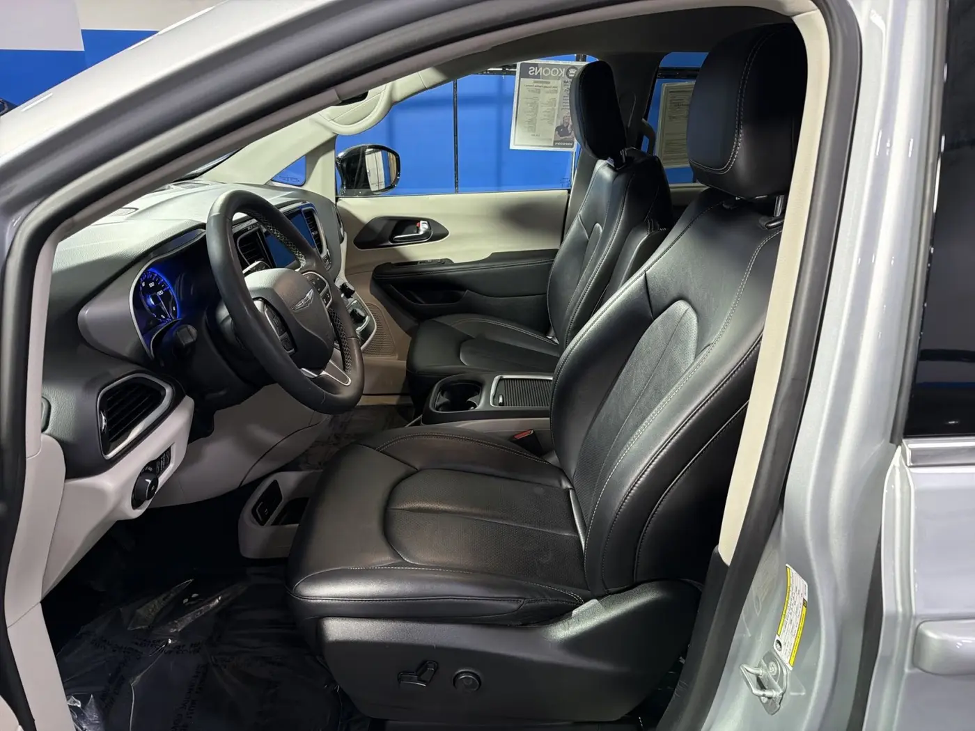 2024 Chrysler Pacifica - $20,000